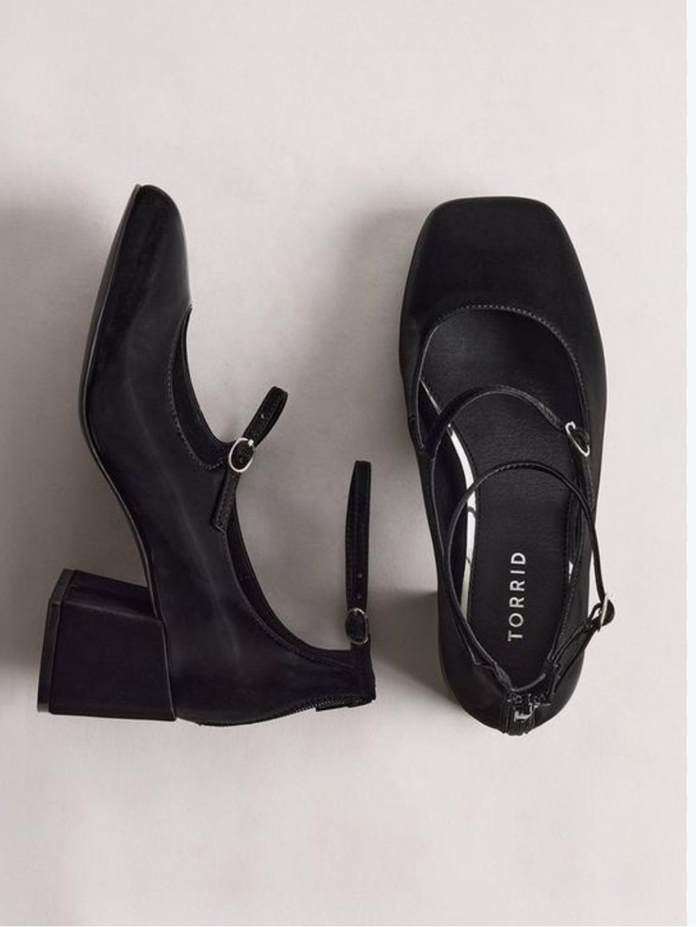 Torrid women’s Mary Jane Block Heel Classic Black Ankle-Strap Pumps women 6 NWT